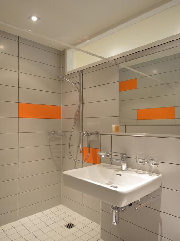 Garden Studio Apartment Zuerichberg Rom bilde